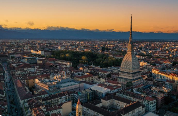 vista panoramica su Torino al tramonto
